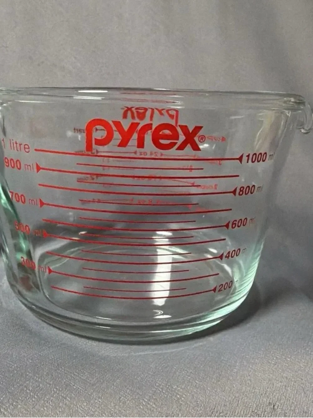 Pyrex Clear Glass Measuring Bowl with Red Graduations - 32 oz